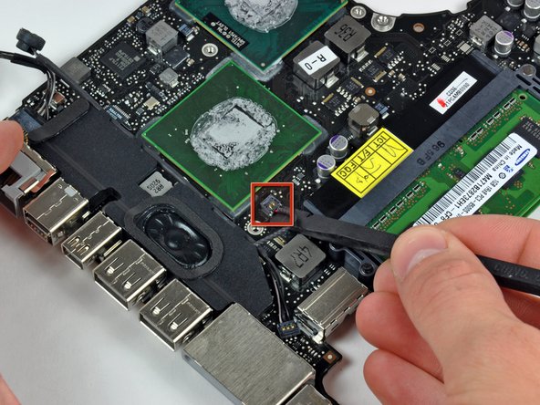 MacBook Pro 13" Unibody Mid 2009 Logic Board Replacement: step 23, image 1 of 1