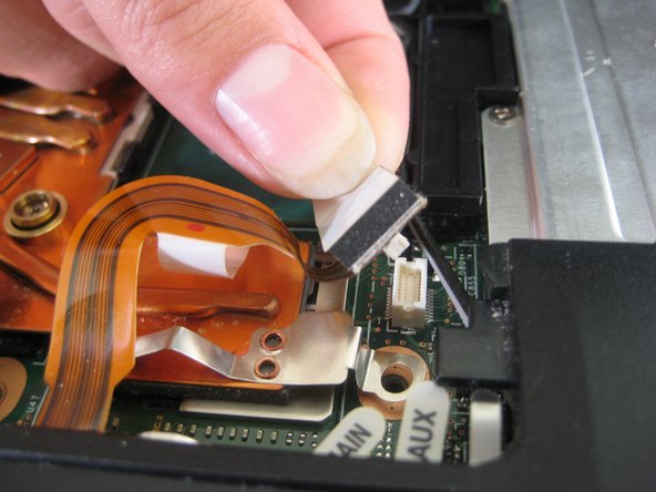 IBM ThinkPad T41 DC in power jack replacement: step 8, image 1 of 1