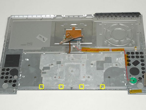 PowerBook G4 Aluminum 17" 1-1.67 GHz Keyboard (1.67 GHz LR) Replacement: step 16, image 1 of 1