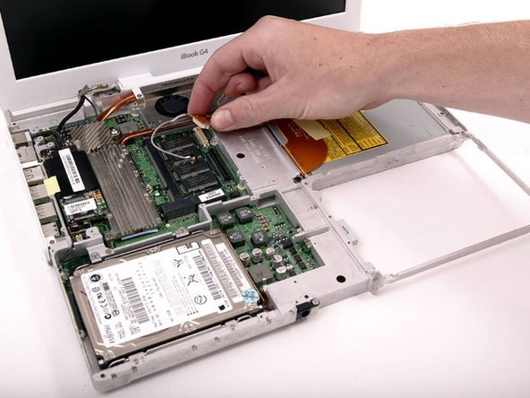 iBook G4 14" 933 MHz-1.33 GHz Optical Drive Replacement: step 36, image 1 of 1