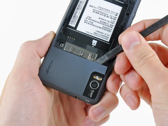 Motorola Droid 2 Camera Assembly Replacement: step 4, image 1 of 1