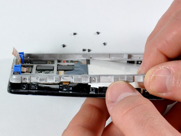 iPod 5th Generation (Video) Front Panel Replacement: step 13, image 1 of 2