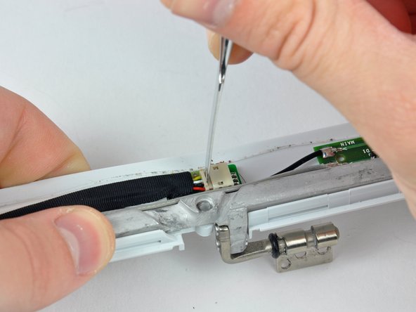 iBook G3 12" Clutch Hinges Replacement: step 66, image 3 of 3