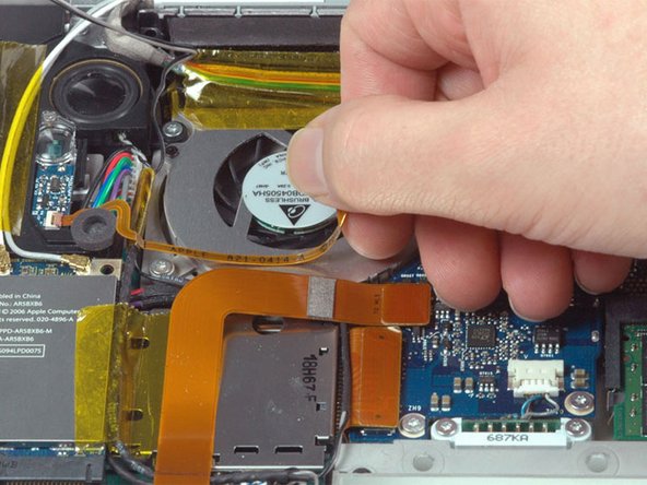 MacBook Pro 15" Core Duo Model A1150 Speakers Replacement: step 17, image 1 of 1