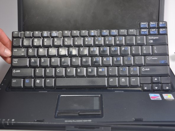 Disassembling HP Compaq NC6120 Laptop: step 6, image 1 of 2