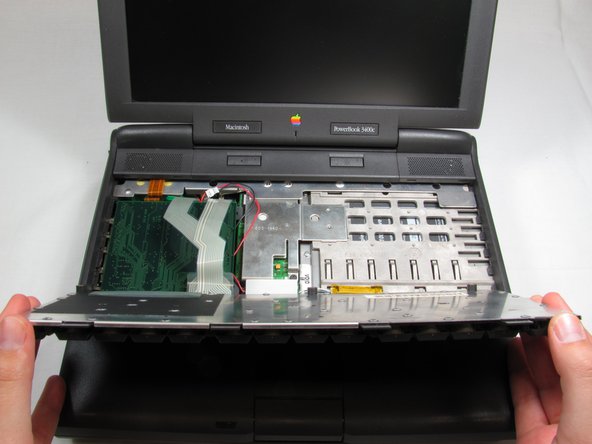 PowerBook 3400 M3553 Speaker Panel Replacement: step 4, image 3 of 3