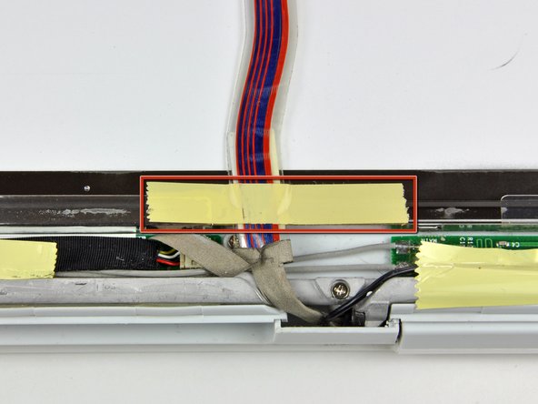 iBook G4 14" 933 MHz-1.33 GHz Display Inverter Replacement: step 15, image 1 of 1