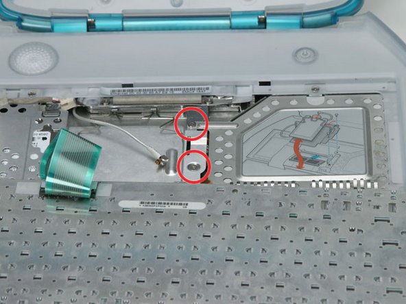 iBook G3 Clamshell Optical Drive Replacement: step 5, image 1 of 1