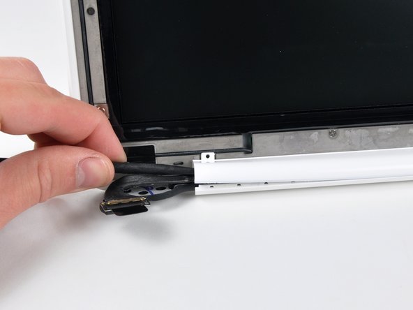 MacBook Unibody Model A1342 Center Antenna Replacement: step 21, image 3 of 3
