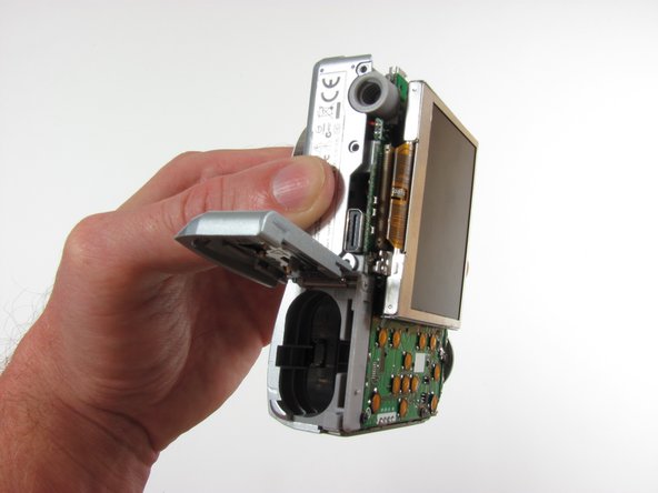 Kodak EasyShare C913 Capacitor Replacement: step 4, image 1 of 3