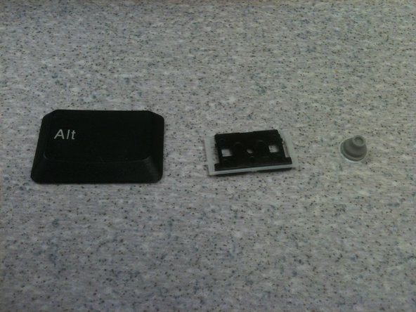 IBM ThinkPad R40 Keyboard Keys Replacement, Set aside: step 3, image 1 of 1