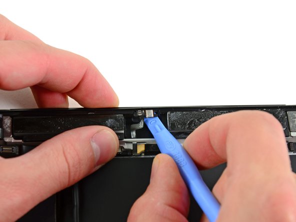 iPad 2 CDMA Microphone Replacement: step 40, image 1 of 1