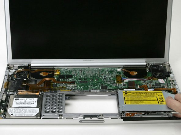 PowerBook G4 Aluminum 17" 1-1.67 GHz SuperDrive Replacement: step 14, image 1 of 1