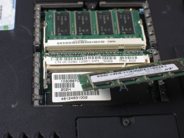 Dell Inspiron 9100 Memory Replacement: step 4, image 3 of 3