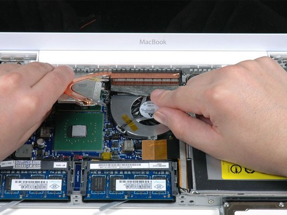 MacBook Core 2 Duo Heat Sink Replacement: step 17, image 1 of 1