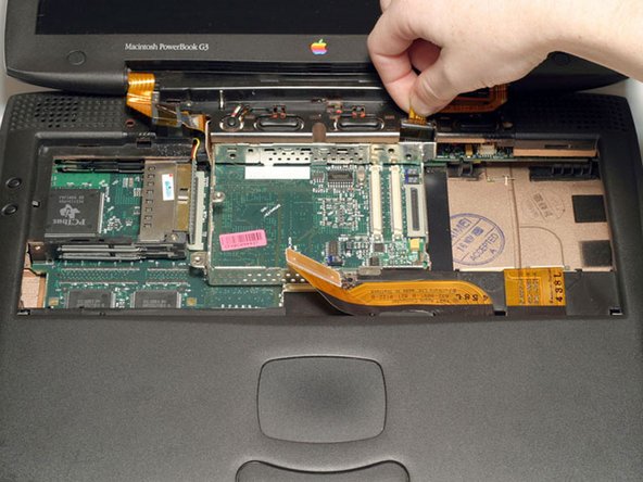 PowerBook G3 Wallstreet PC Card Cage Replacement: step 19, image 1 of 1