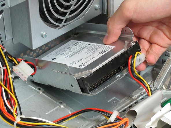 Power Mac G4 Quicksilver Hard Drive Replacement: step 7, image 1 of 1