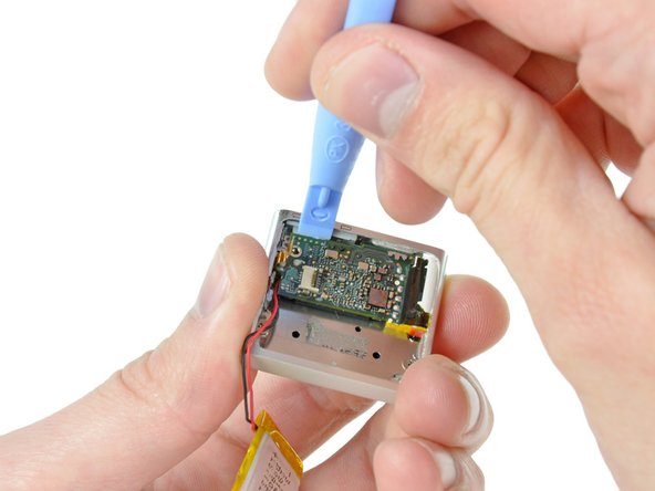 iPod Shuffle 4th Generation Logic Board Assembly Replacement: step 9, image 1 of 2