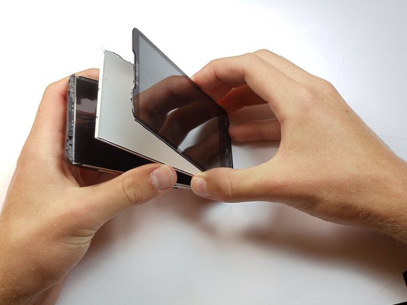 HTC HD2 Screen Replacement: step 26, image 1 of 2