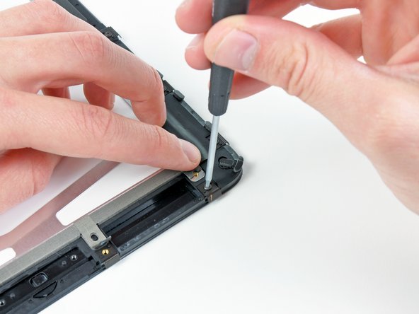 iPad Wi-Fi Display Frame Replacement: step 23, image 2 of 3