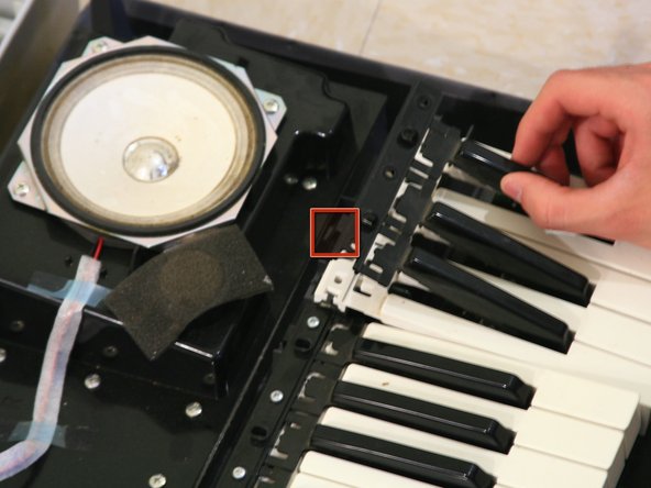 Yamaha YPG-225 Keys Replacement: step 11, image 1 of 2