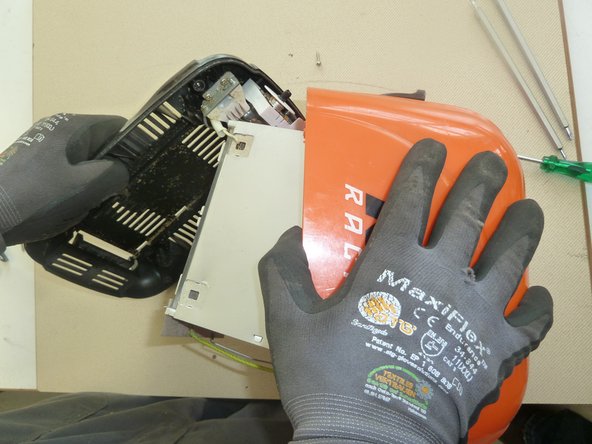 Toaster: step 4, image 2 of 2