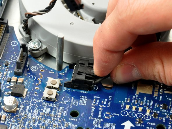 iMac G5 20" Model A1076 Logic Board Replacement: step 14, image 1 of 1