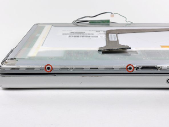 PowerBook G4 Aluminum 17" 1-1.67 GHz LCD Replacement: step 14, image 1 of 2