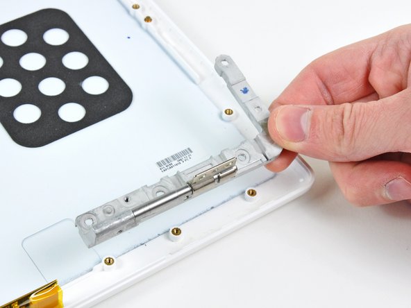 MacBook Core 2 Duo Right Clutch Hinge Replacement: step 55, image 1 of 1