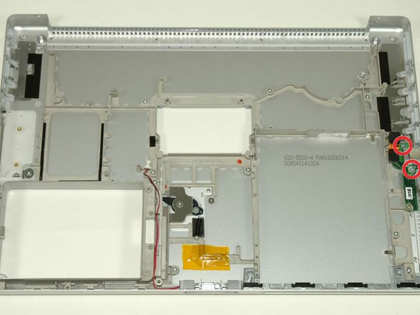 PowerBook G4 Aluminum 15" 1.5-1.67 GHz Lower Case Replacement: step 52, image 1 of 1