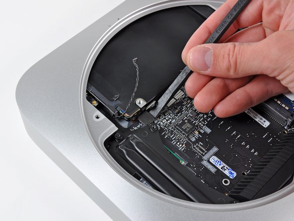 Mac Mini Mid 2010 IR Sensor Replacement: step 14, image 2 of 2