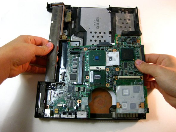 IBM ThinkPad T42 Teardown: step 18, image 3 of 3