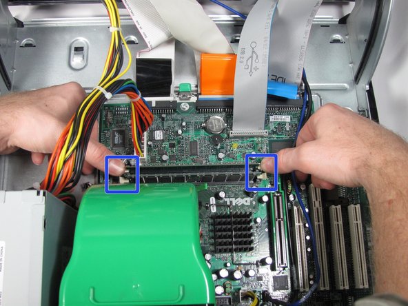 Dell OptiPlex GX260 Motherboard Replacement: step 4, image 1 of 2