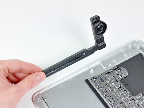 MacBook Air 13" Late 2010 Upper Case Replacement: step 36, image 3 of 3