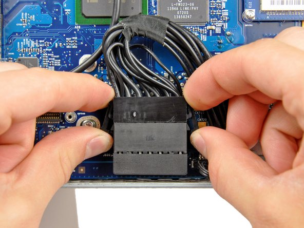 iMac Intel 20" EMC 2105 and 2118 CPU Fan Replacement: step 26, image 1 of 2