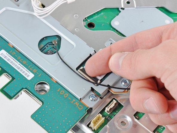 PlayStation 3 Motherboard Replacement: step 31, image 1 of 2