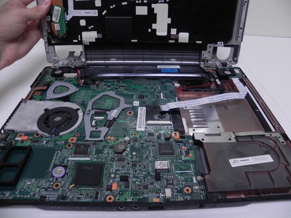 Toshiba Satellite M45 Speakers Replacement: step 10, image 3 of 3