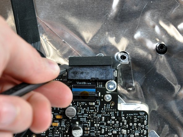 iMac Intel 20" EMC 2266 Heat Sink Replacement: step 16, image 2 of 2