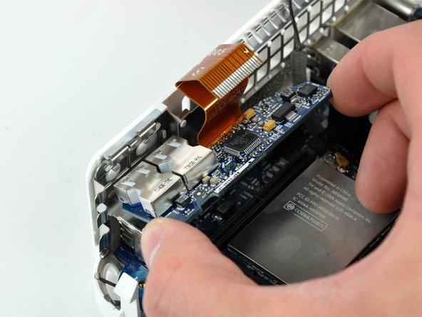 Mac mini Model A1176 Audio Board Replacement: step 17, image 1 of 1