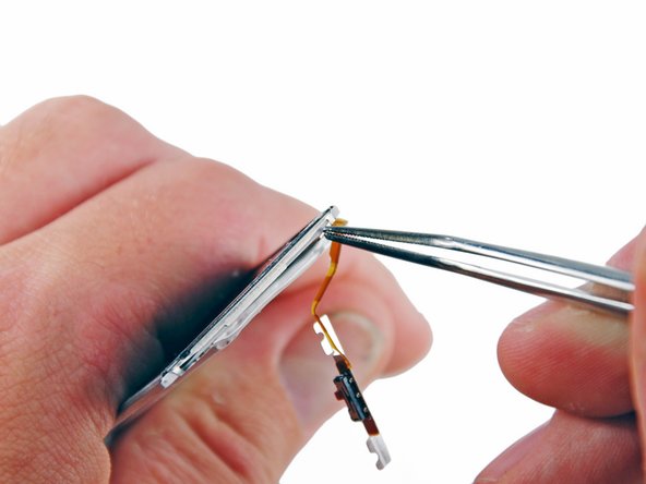 iPod Nano 5th Generation Display Replacement: step 22, image 2 of 2