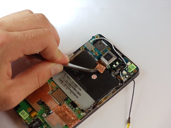 HTC HD2 Screen Replacement: step 9, image 2 of 3