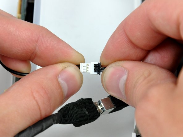 iMac G5 17" Model A1144 AC Power Inlet Replacement: step 9, image 1 of 2