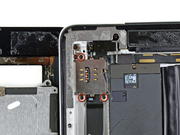 iPad 2 GSM Headphone Jack & SIM Slot Replacement: step 32, image 1 of 1
