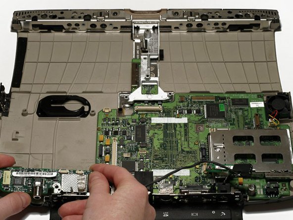 PowerBook G3 Lombard Sound Card Replacement: step 45, image 1 of 1