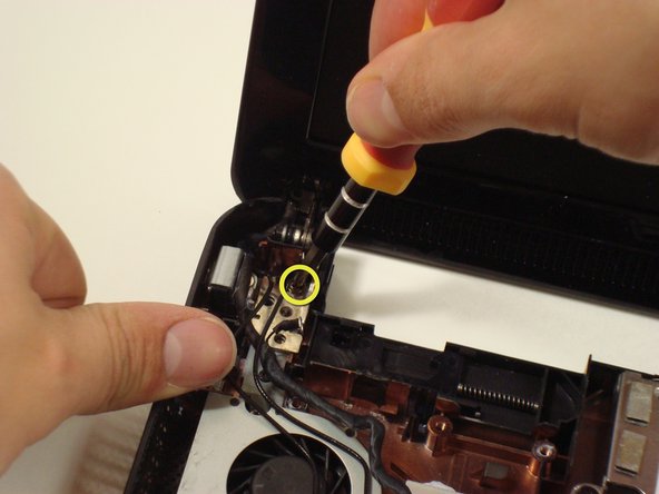 Disassembling Compaq Mini 110 Speakers: step 14, image 2 of 3