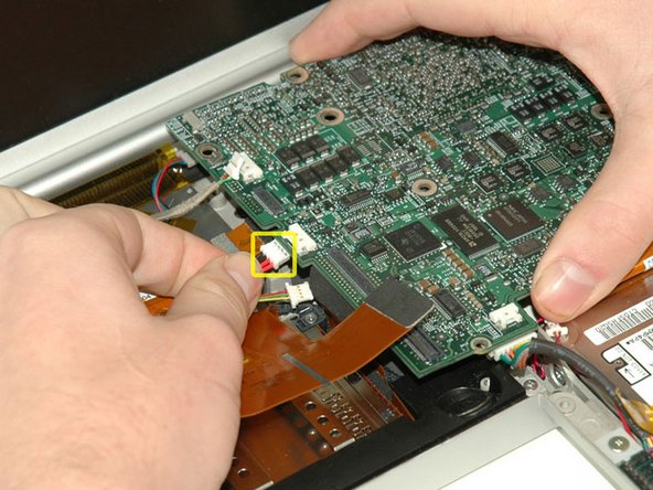 PowerBook G4 Aluminum 15" 1.5-1.67 GHz Right USB Board Replacement: step 18, image 1 of 1