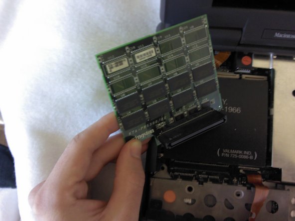 Macintosh Powerbook 5300cs RAM Replacement: step 6, image 3 of 3