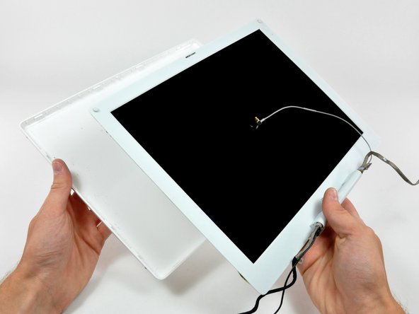 iBook G3 12" Display Data Cable Replacement: step 50, image 1 of 1