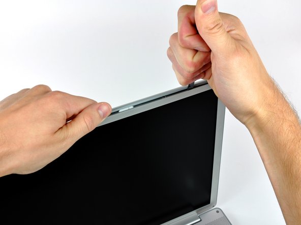 PowerBook G4 Aluminum 15" 1.5-1.67 GHz Rear Display Bezel Replacement: step 7, image 2 of 2