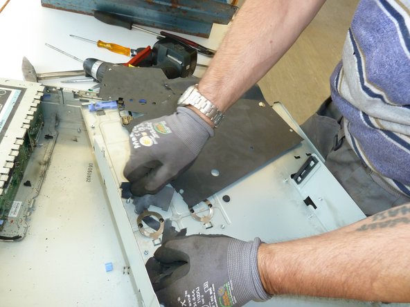 Server: step 22, image 2 of 3